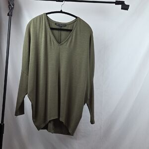 White House Black Market Womens Sweater